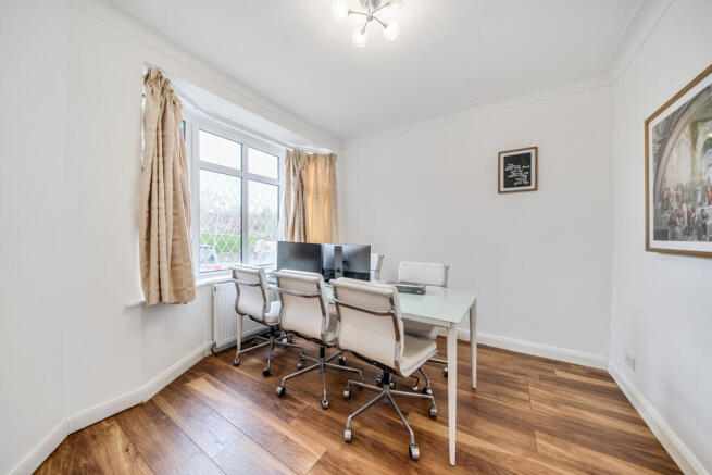 Hillside Road, Northwood, Middlesex photo 4