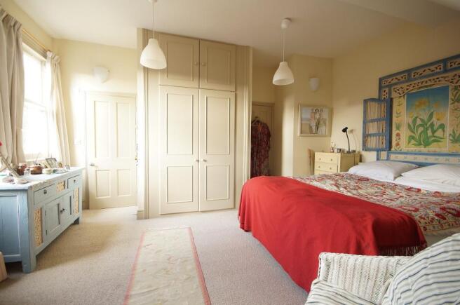 Principal bedroom