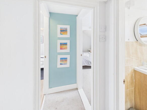 1 bed Flat for sale Image 9