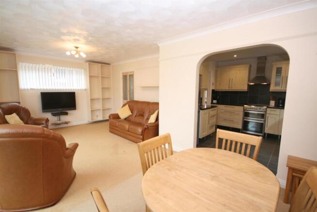 Lounge Dining Room