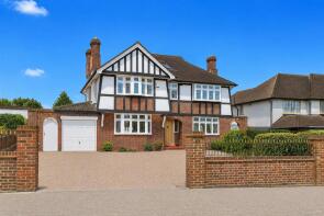 12, Lordsbury Field, Wallington SM6 9PE