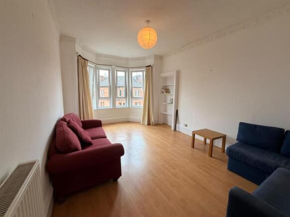 Living room 2.jpeg