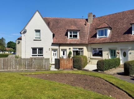 Central Avenue, Troon