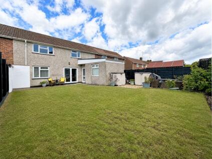 Hawthorn Crescent, Thornbury, BS35