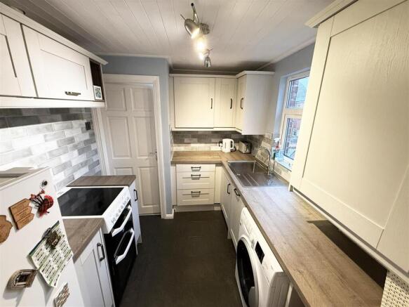 Kitchen.jpg