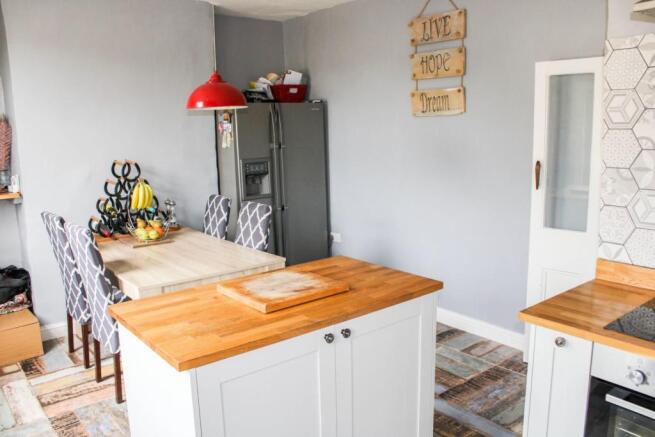 Kitchen/Dining Room