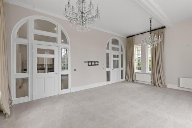 3 bed House for sale Image 11