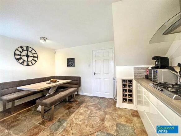3 bed Detached for sale Image 6