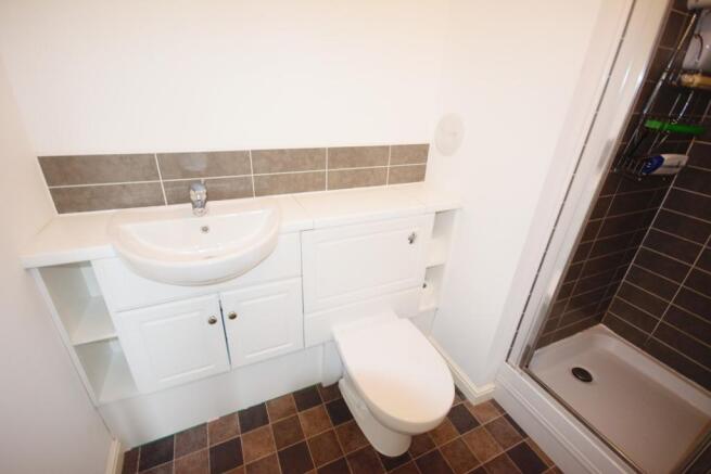 Master En-suite