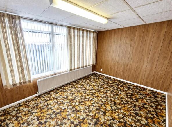 2 bed Semi-Detached Bungalow for sale Image 5