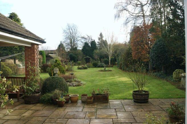 Rear garden pic 2