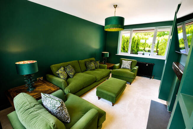4 bed Detached for sale Image 7