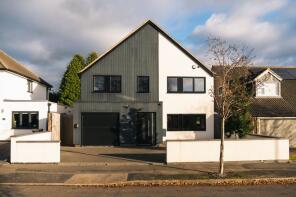 17, Southernhay Close, Leicester LE2 3TW