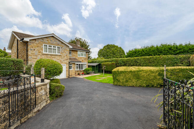 6 Bedroom Detached for sale