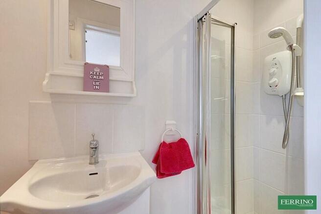 Bedroom 1 En-suite