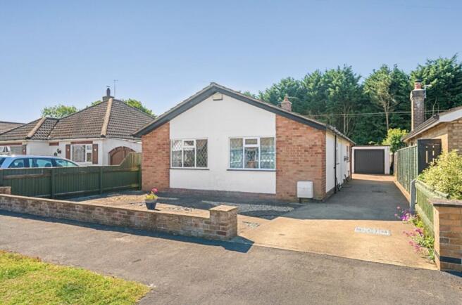 2-bed detached on Coniston Crescent, Humberston, £134,000