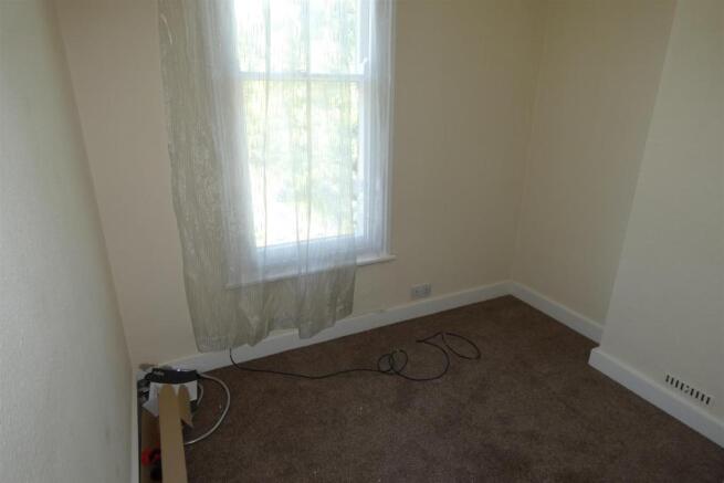 bedroom3.JPG