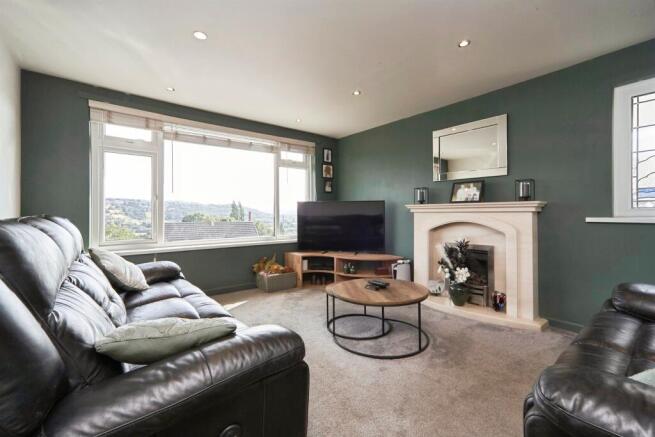3 bed Detached Bungalow for sale Image 3