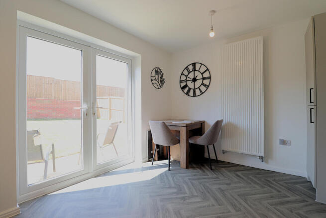 2 bed Semi-Detached for sale Image 10