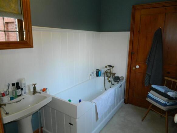 Photo 16