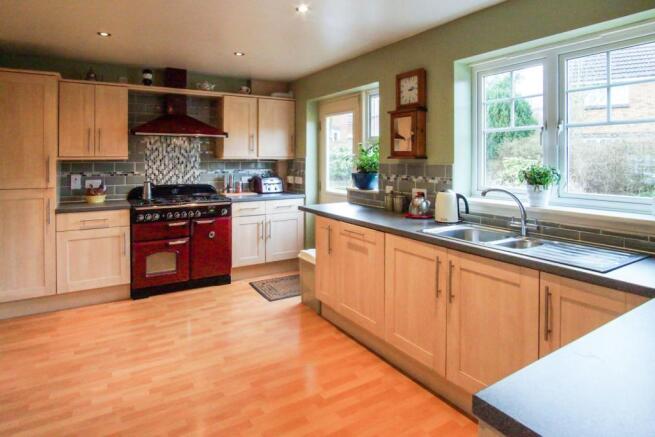 Kitchen/Breakfast