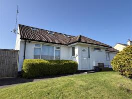 12, Andrews Walk, Wirral CH60 2SE