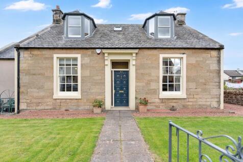 Main Street, East Calder, EH53