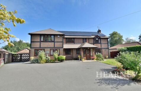 Stapehill Road, Wimborne, BH21