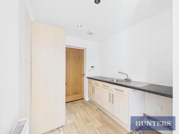 4 bed Detached for sale Image 8