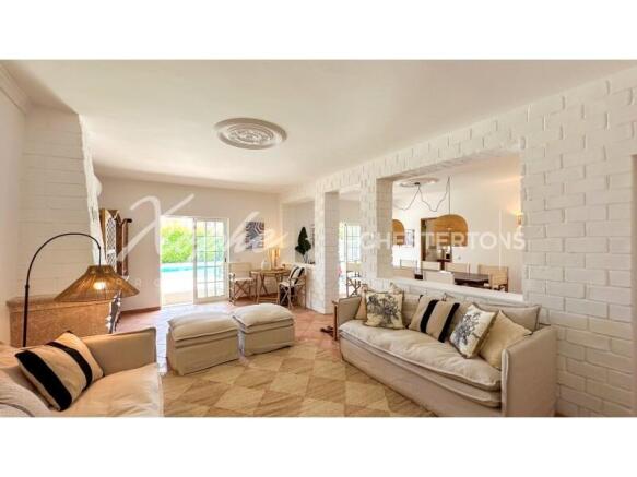 Algarve 5 Bed Bargain Villa For Sale (52)