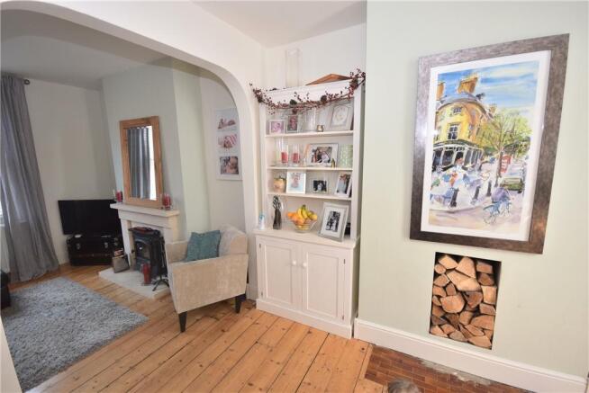 Dining room to Sitting room