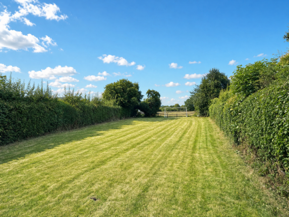 Nantwich Road, Wrenbury, Cheshire photo 4