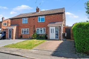 2, Cotswold Crescent, Chelmsford CM1 2HS