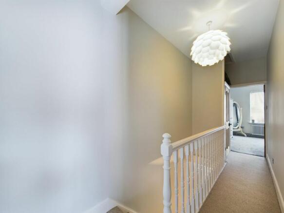 FIRST FLOOR LANDING