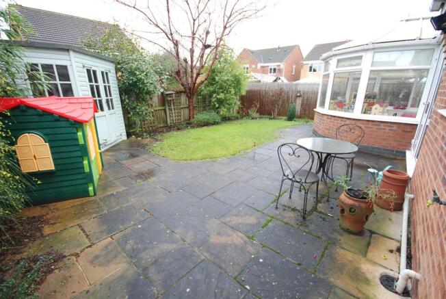 a garden 1.jpg