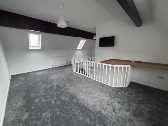 Lounge/Dining Room x 2