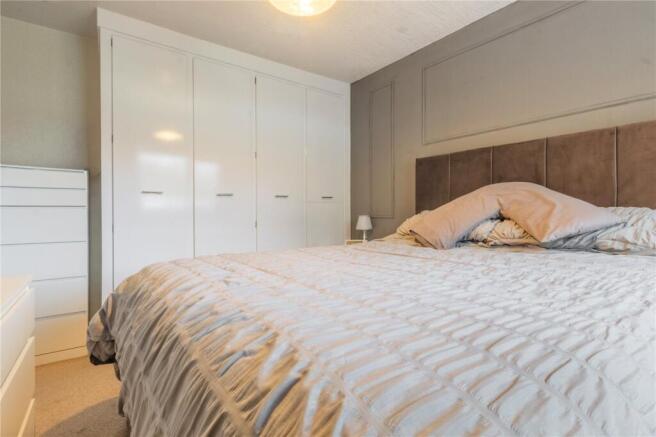 3 bed Terraced for sale Image 9