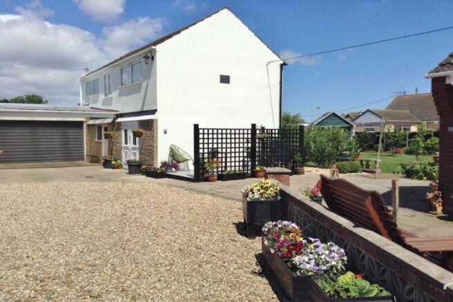 SELF-CONTAINED ANNEXE