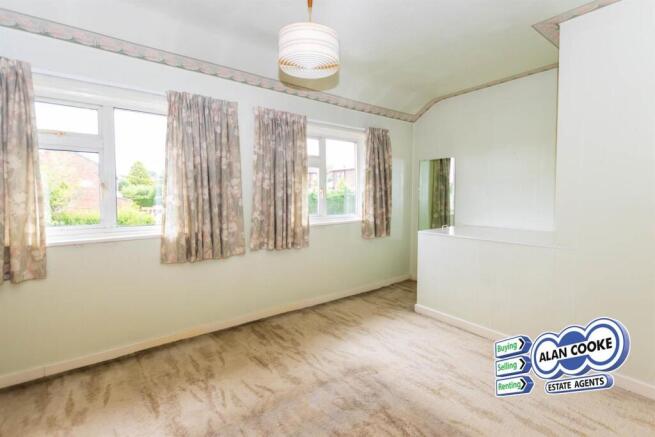 Primley Park Grove, Alwoodley, Leeds photo 4