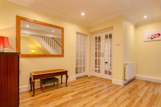 house-nork-way-banstead-124.jpg