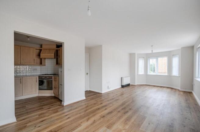 2 bed Flat to rent Image 4