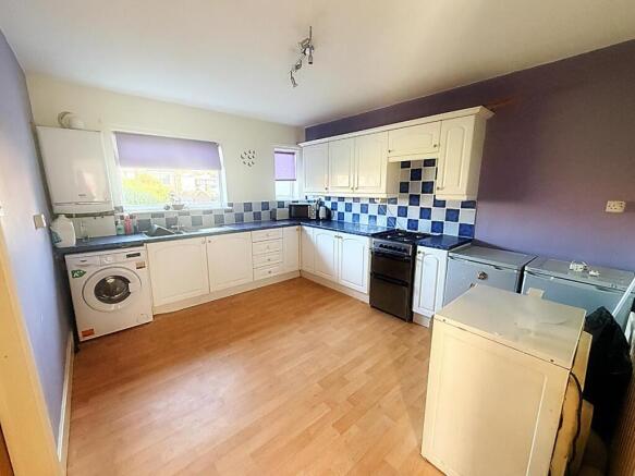 Simonside Avenue, Wallsend photo 4