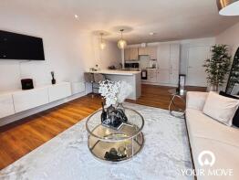 Flat 4, 22 Elysium House, Redvers Road, Chatham ME4 5EZ