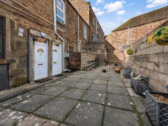 117B High Street Lochee-1.jpg