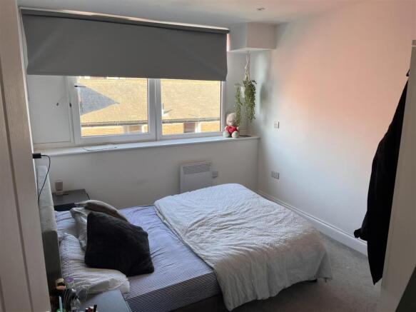 1 bed Apartment for sale Image 5