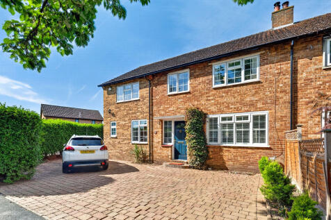 Braycourt Avenue, Walton-On-Thames