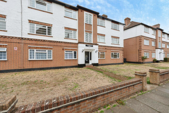 Two Bedroom Ground Floor Apartment