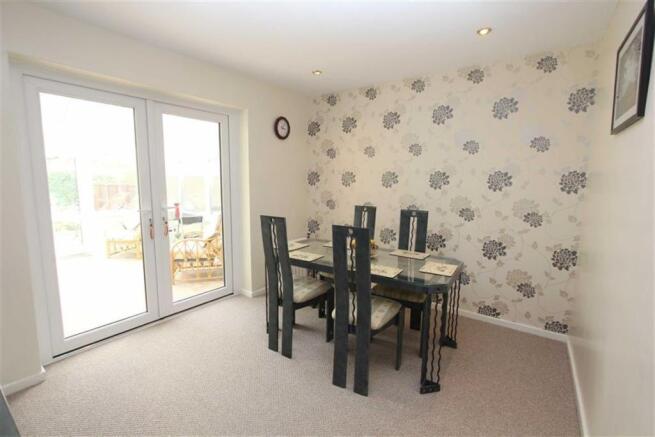 Dining Room/Bedroom 