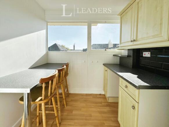 8c1b690c-Kitchen