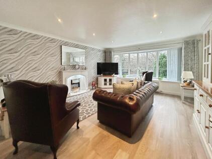 Ladybrook Road, Bramhall, SK7